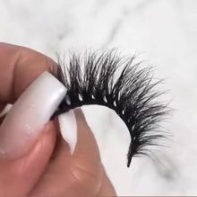 Load image into Gallery viewer, Mink Lashes